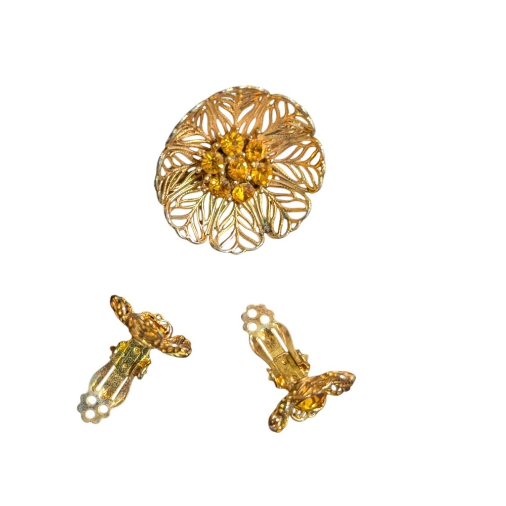 Vintage brooch clip on earrings, gold tone‎ faux amber rhinestones filigree